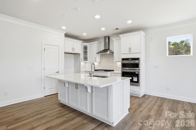 130 S Dunlavin Way, Mooresville, NC 28115