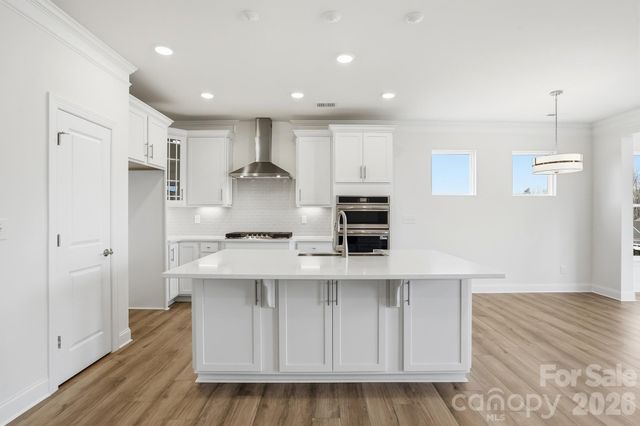 130 S Dunlavin Way, Mooresville, NC 28115