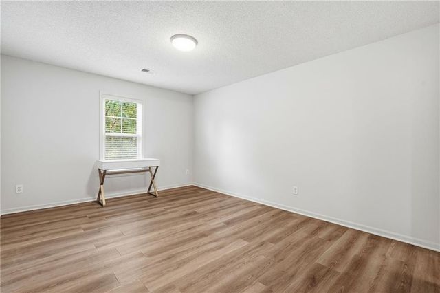11813 W 138th Street, Overland Park, KS 66221