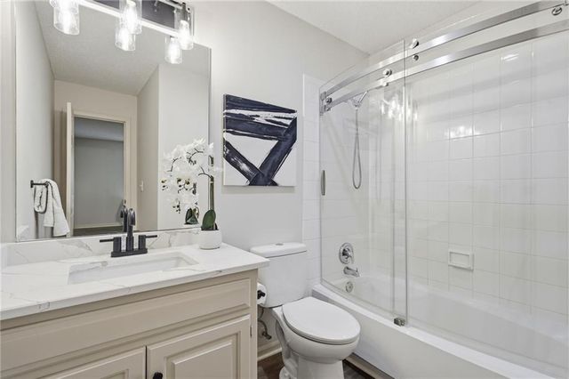11813 W 138th Street, Overland Park, KS 66221