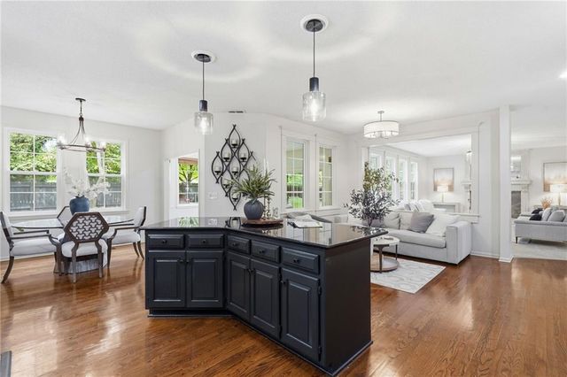 11813 W 138th Street, Overland Park, KS 66221