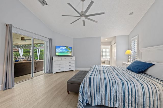 732 Crescent Way, Weston, FL 33326