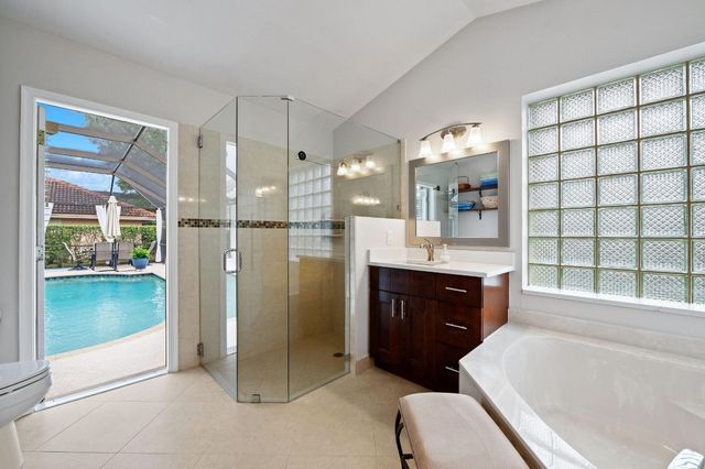 732 Crescent Way, Weston, FL 33326