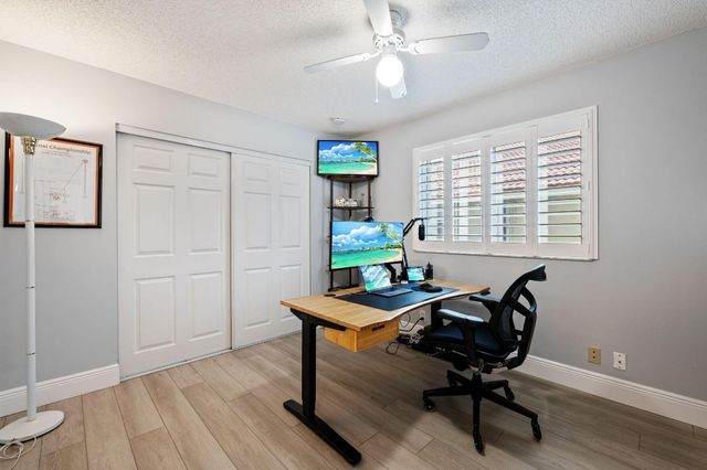 732 Crescent Way, Weston, FL 33326