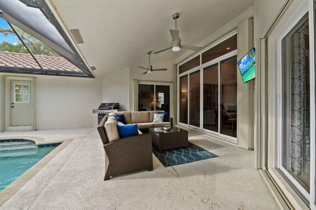 732 Crescent Way, Weston, FL 33326