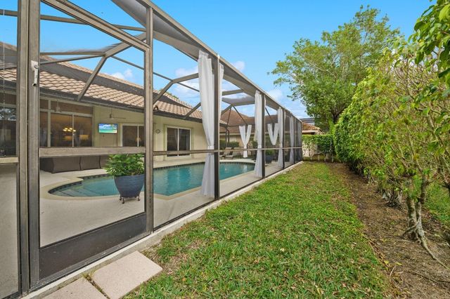 732 Crescent Way, Weston, FL 33326