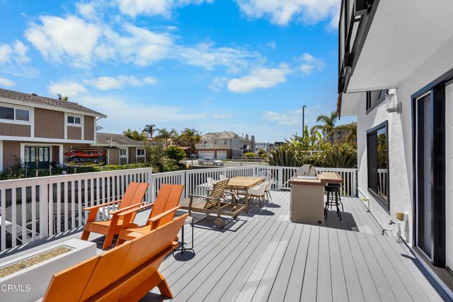 3960 W Hemlock Street, Oxnard, CA 93035