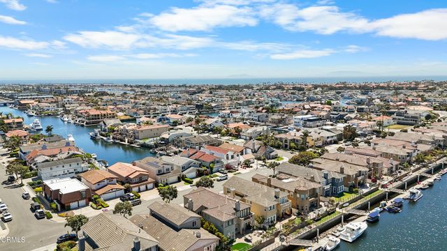 3960 W Hemlock Street, Oxnard, CA 93035
