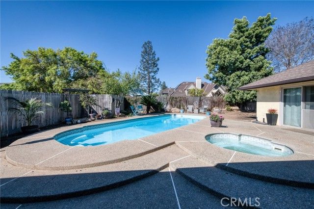 8417 N Del Mar, Fresno, CA 93711