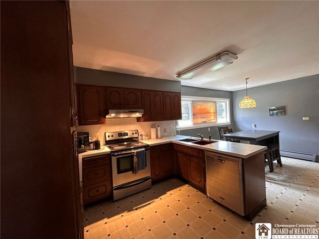 1186 Scarlata Drive, Hanover, NY 14136