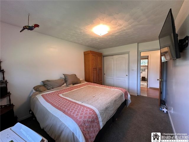 1186 Scarlata Drive, Hanover, NY 14136