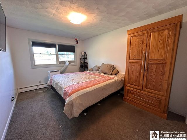 1186 Scarlata Drive, Hanover, NY 14136