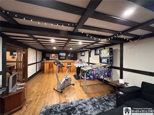 1186 Scarlata Drive, Hanover, NY 14136