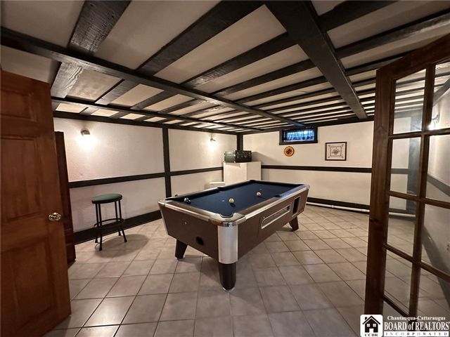 1186 Scarlata Drive, Hanover, NY 14136