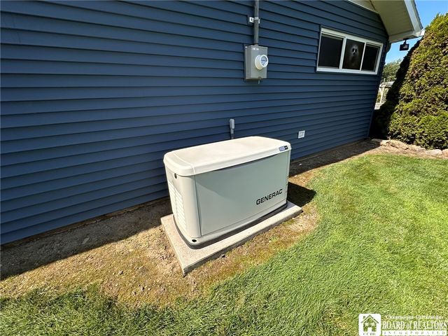 1186 Scarlata Drive, Hanover, NY 14136