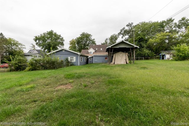 2642 Lakeridge, Wixom, MI 48393
