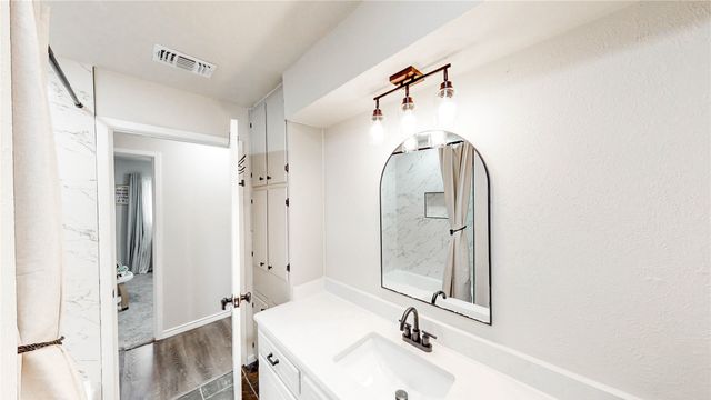 3041 Portales Drive, Fort Worth, TX 76116