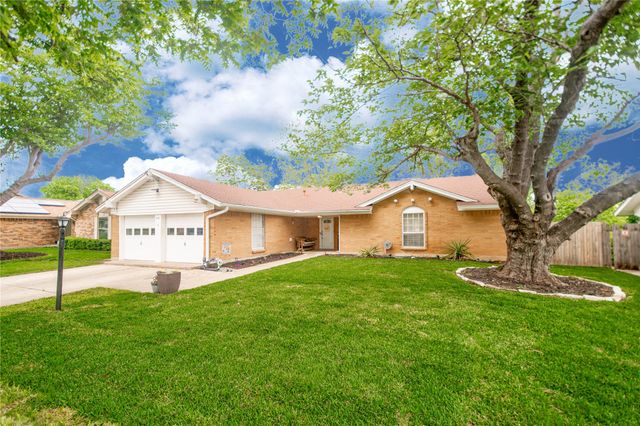 3041 Portales Drive, Fort Worth, TX 76116