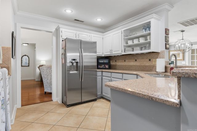 2718 Taylor Drive, Harrison, AR 72601