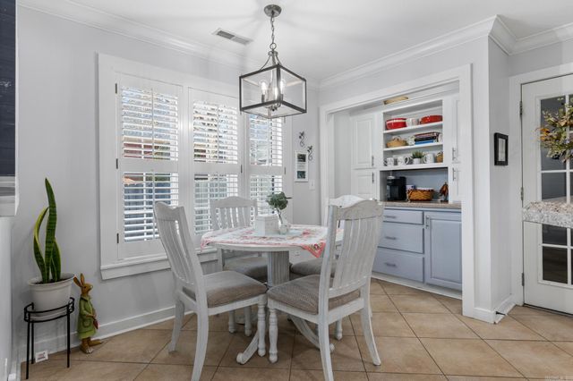 2718 Taylor Drive, Harrison, AR 72601