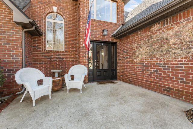 2718 Taylor Drive, Harrison, AR 72601