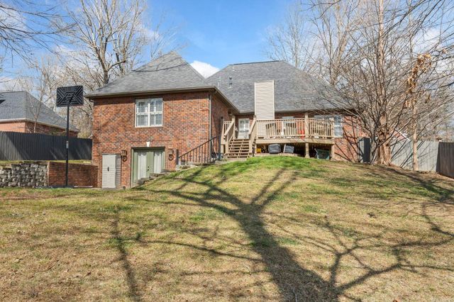 2718 Taylor Drive, Harrison, AR 72601