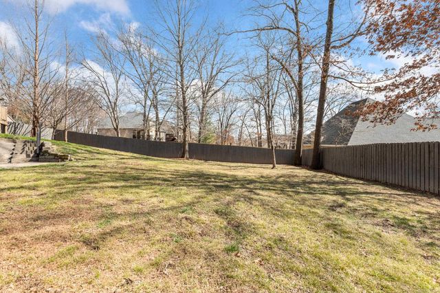 2718 Taylor Drive, Harrison, AR 72601