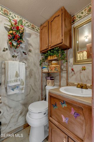 15931 HARRISON Road, El Paso, TX 79928