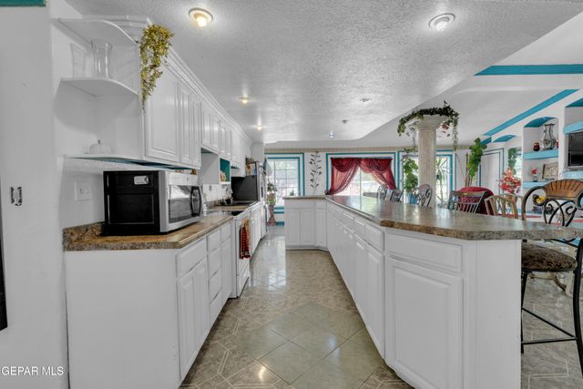 15931 HARRISON Road, El Paso, TX 79928