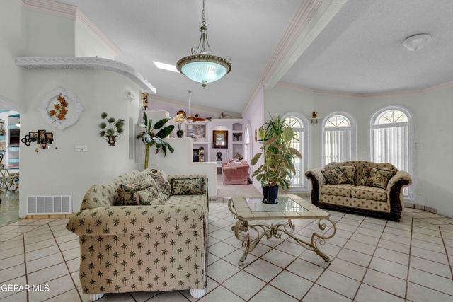 15931 HARRISON Road, El Paso, TX 79928