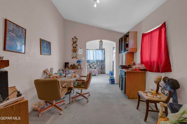 15931 HARRISON Road, El Paso, TX 79928