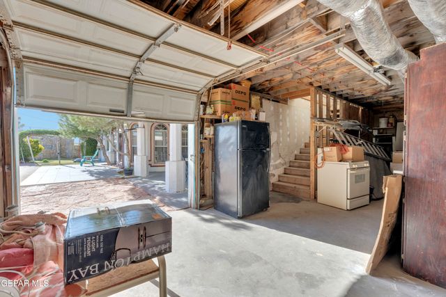 15931 HARRISON Road, El Paso, TX 79928