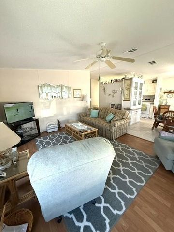 1001 W STARKEY ROAD 475, Largo, FL 33771
