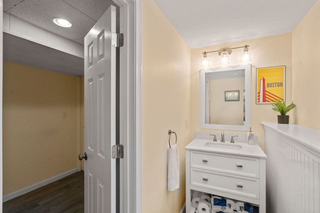 4 Woodmere, Framingham, MA 01701