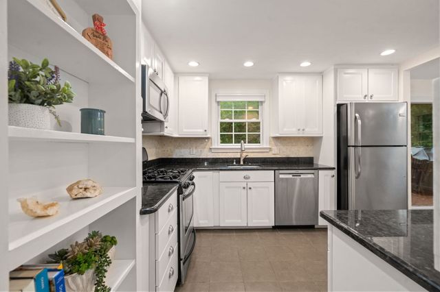 4 Woodmere, Framingham, MA 01701