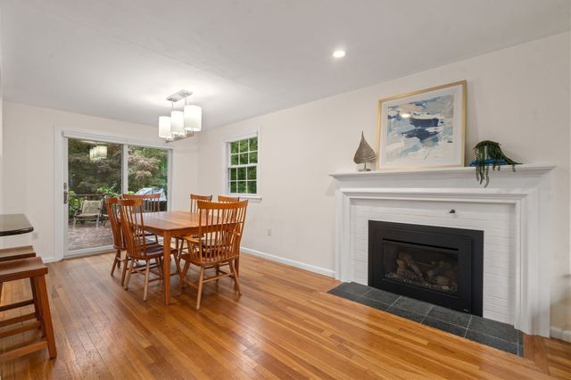 4 Woodmere, Framingham, MA 01701