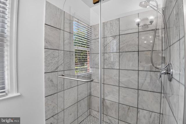 7729 16TH NW, Washington, DC 20012