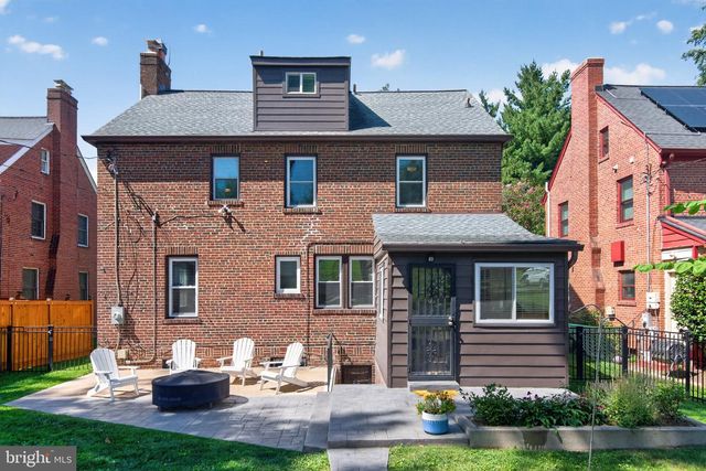 7729 16TH NW, Washington, DC 20012