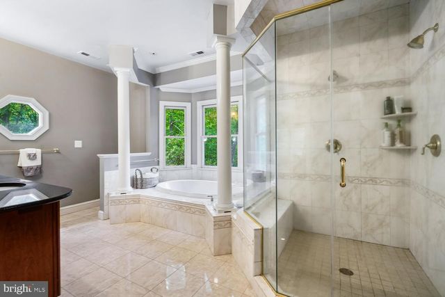 188 RIVER PARK DR, Great Falls, VA 22066