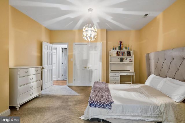 188 RIVER PARK DR, Great Falls, VA 22066