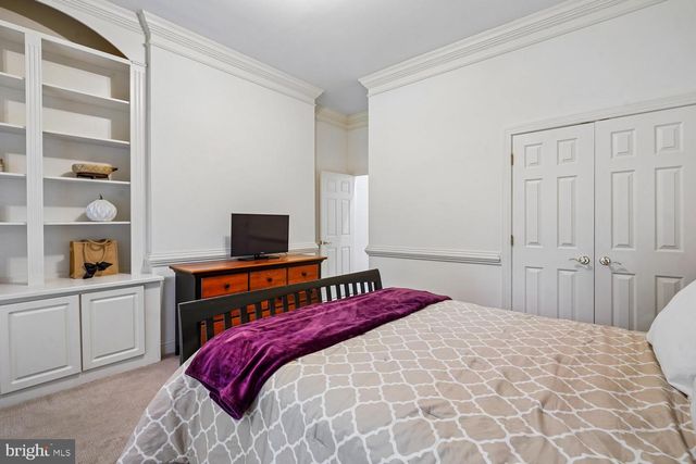 188 RIVER PARK DR, Great Falls, VA 22066