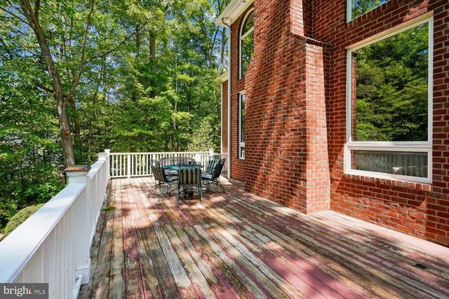 188 RIVER PARK DR, Great Falls, VA 22066