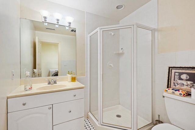 188 RIVER PARK DR, Great Falls, VA 22066