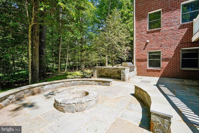 188 RIVER PARK DR, Great Falls, VA 22066