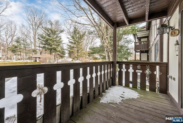 707 Thoreau Court, Mahwah, NJ 07430