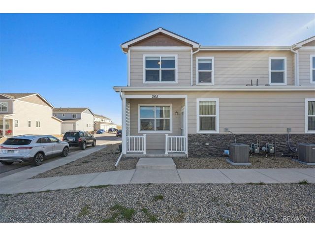 265 S 4th Ct, Deer Trail, CO 80105
