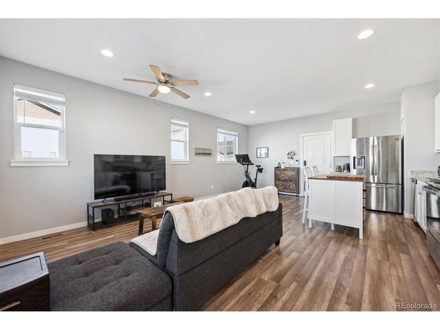 265 S 4th Ct, Deer Trail, CO 80105