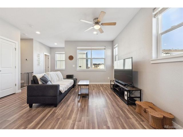 265 S 4th Ct, Deer Trail, CO 80105