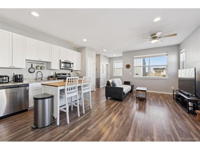 265 S 4th Ct, Deer Trail, CO 80105