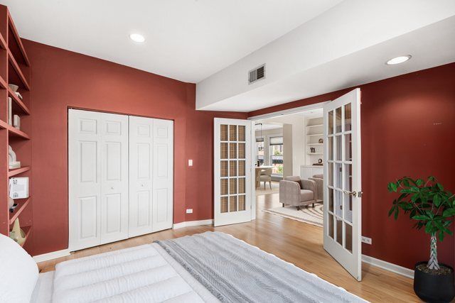 500 W Armitage Avenue 4, Chicago, IL 60614